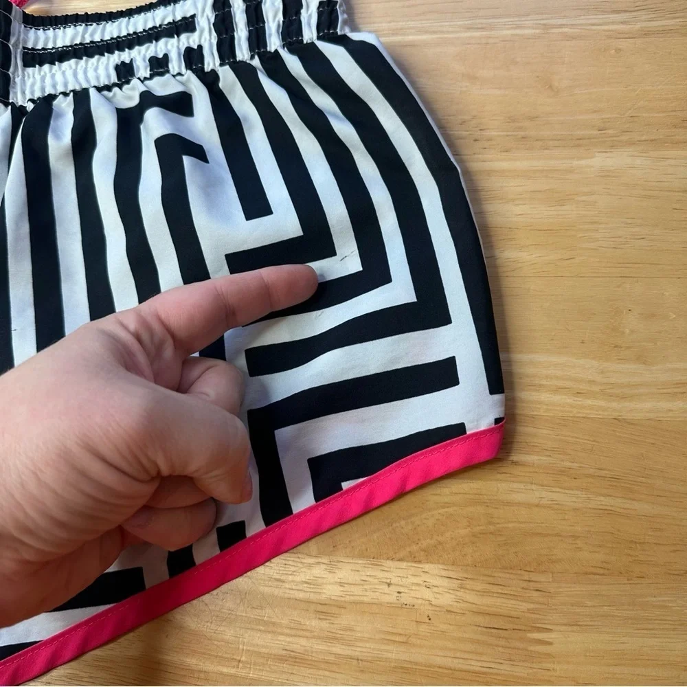 OP Ocean Pacific Vintage Girls Short Black White Hot Pink Size S Small